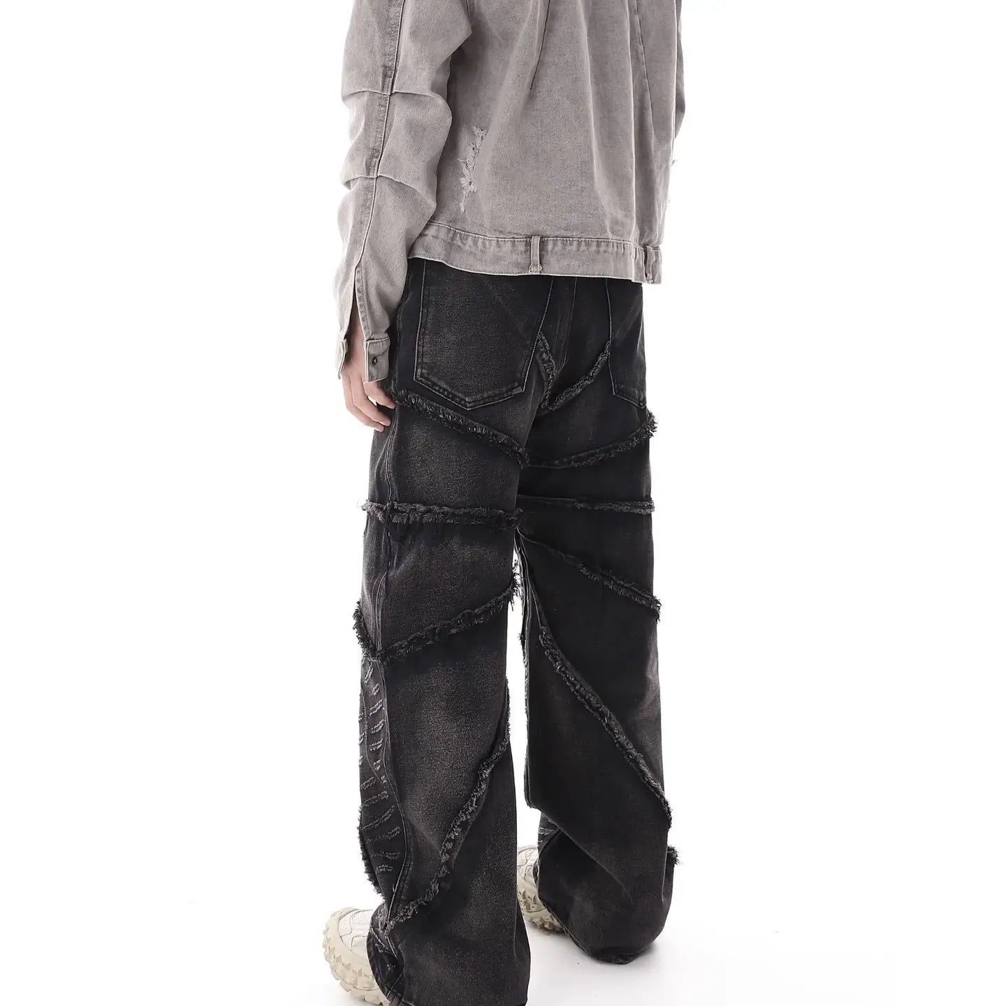 WEB – Black Jeans